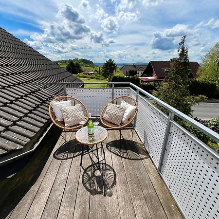 Stadtoase Fulda Mit Flair - Whirlpool, Balkon, 2Xparkplaetze, Highspeed Wlan 外观 照片