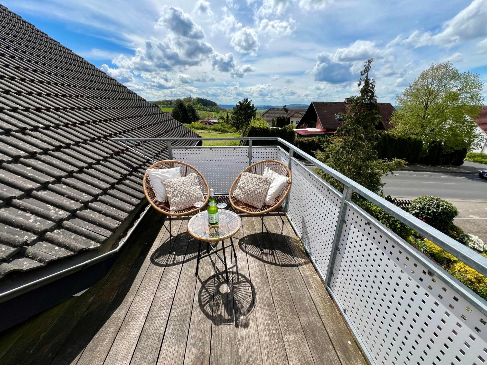 Stadtoase Fulda Mit Flair - Whirlpool, Balkon, 2Xparkplaetze, Highspeed Wlan 外观 照片