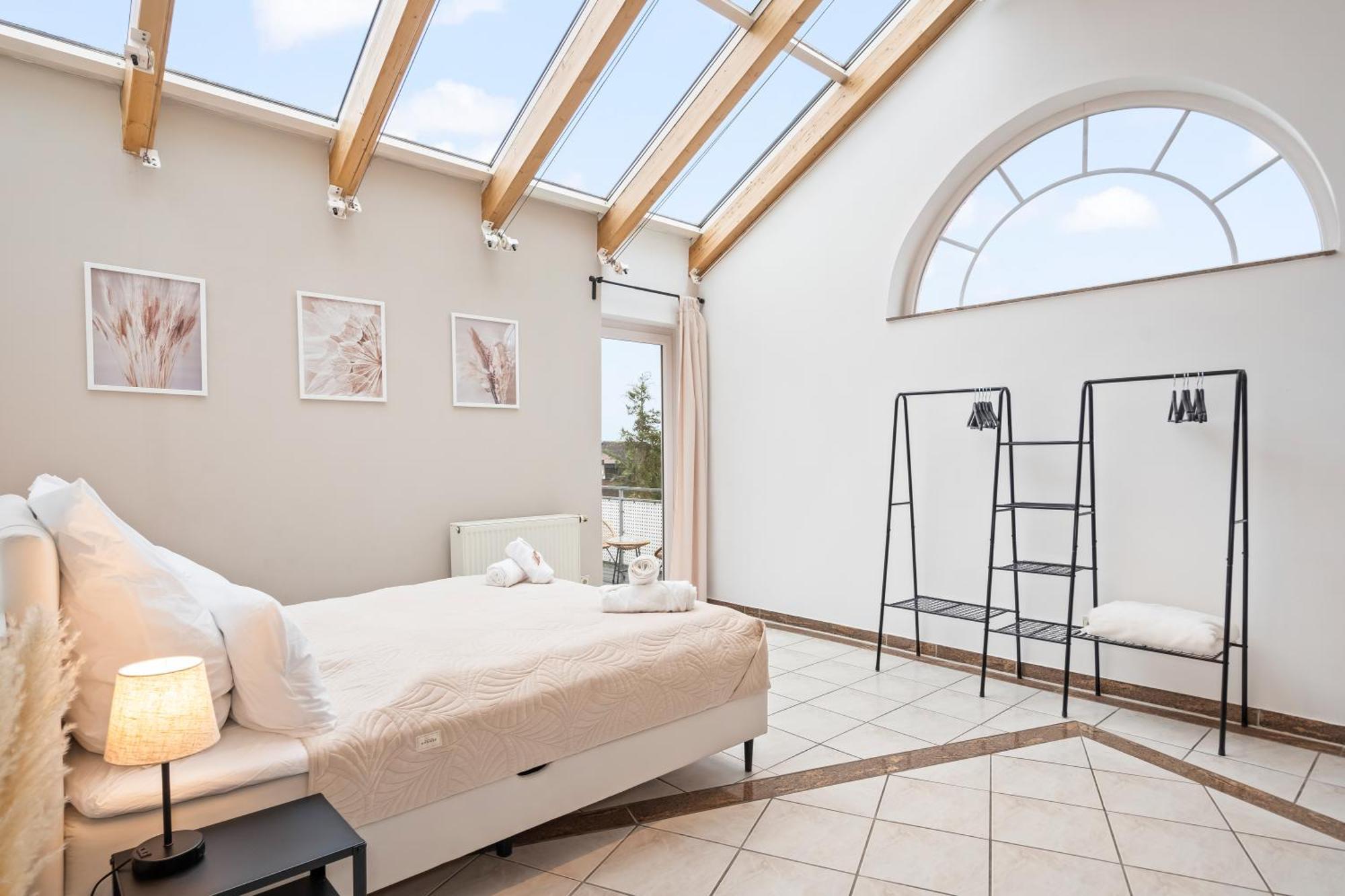 Stadtoase Fulda Mit Flair - Whirlpool, Balkon, 2Xparkplaetze, Highspeed Wlan 外观 照片